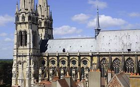 Ibis Moulins